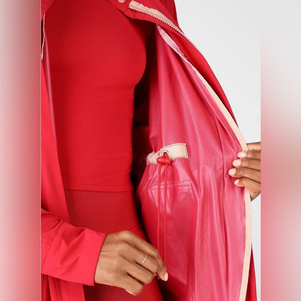 Fabletics Giana Jacket II Red Persimmon Water Resistant Size Large - Picture 3 of 11